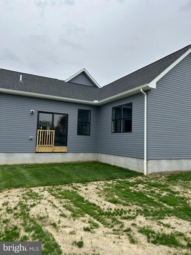 view of side of home