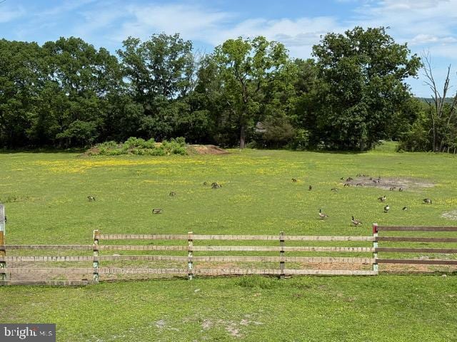 639 Old Airport Rd, Douglassville, PA 19518 - view of yard featuring a view of countryside