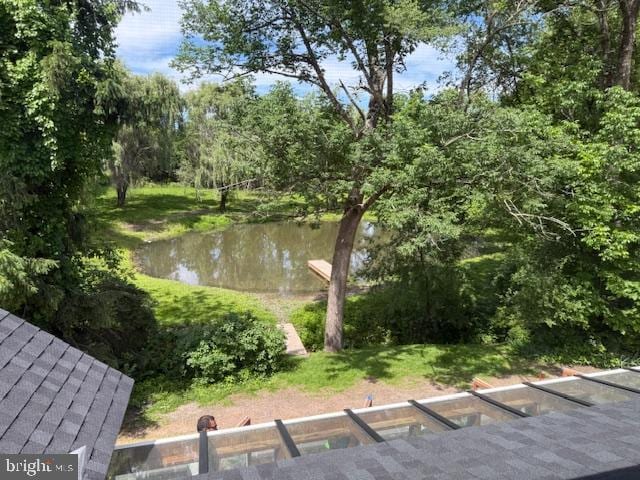 639 Old Airport Rd, Douglassville, PA 19518 - water view