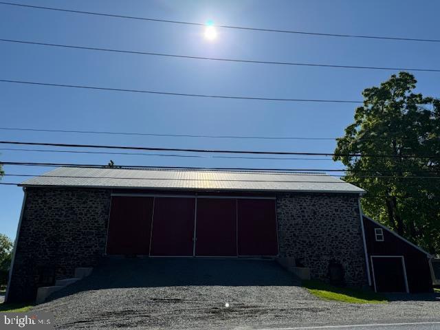 639 Old Airport Rd, Douglassville, PA 19518 - view of garage