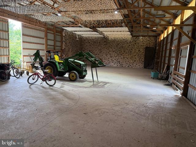 639 Old Airport Rd, Douglassville, PA 19518 - view of garage