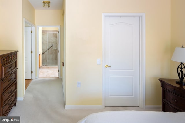 1432 Quaker Rdg, West Chester, PA 19380 - bedroom featuring baseboards, light carpet, and ensuite bath