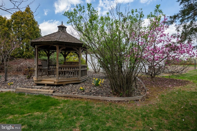 view of yard featuring a gazebo