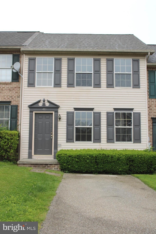 144 Zachary Dr, Hanover, PA 17331 - view of front of house with a front lawn