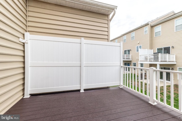 411 Cope Ct, Sellersville, PA 18960 - view of wooden terrace