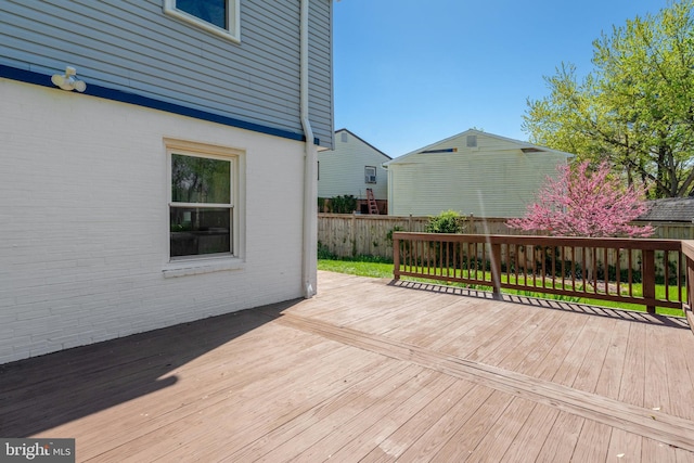 deck featuring fence