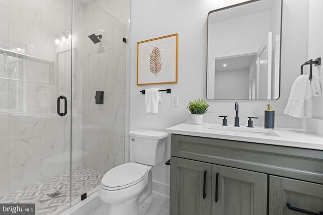 3418 Arnold Ln, Falls Church, VA 22042 - bathroom with toilet, vanity, and a marble finish shower
