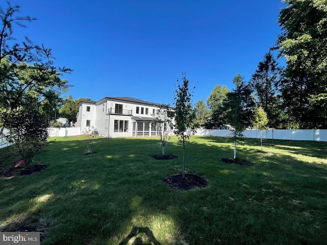 3418 Arnold Ln, Falls Church, VA 22042 - view of yard with a fenced backyard