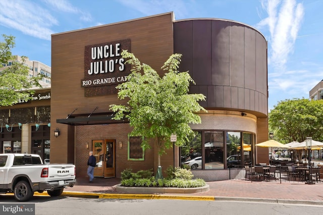 view of building exterior
