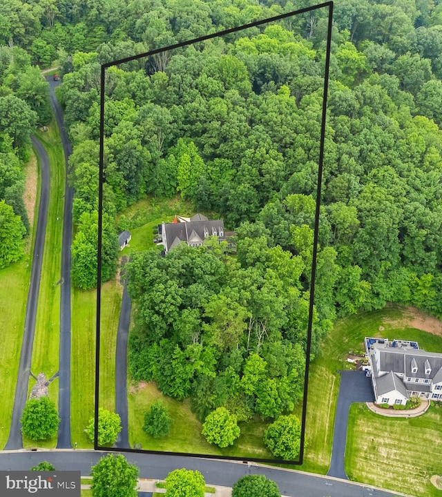 41 Hillview Rd, Morgantown, PA 19543 - aerial overview of property's location featuring property boundaries highlighted and a heavily wooded area