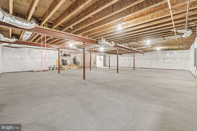 unfinished below grade area featuring electric panel