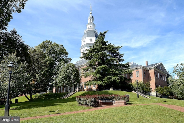 141 W St Unit 304, Annapolis, MD 21401 - view of home's community with a lawn
