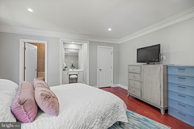 bedroom featuring crown molding, recessed lighting, baseboards, and dark wood-style floors