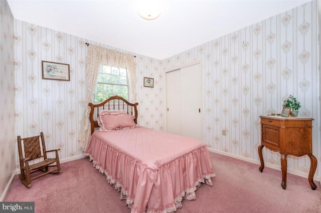 7198 Allegheny Dr, Frederick, MD 21702 - bedroom featuring light carpet and a closet
