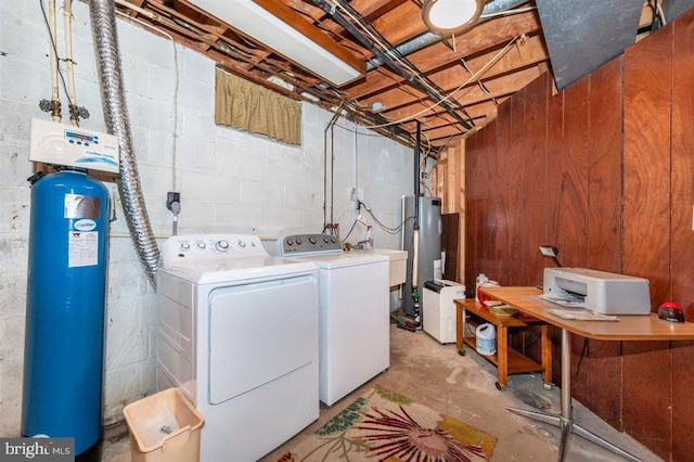 7198 Allegheny Dr, Frederick, MD 21702 - clothes washing area featuring water heater, laundry area, and washer and dryer