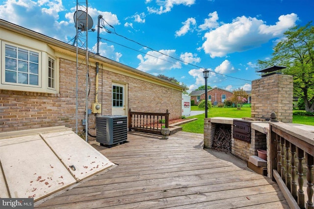 7198 Allegheny Dr, Frederick, MD 21702 - deck featuring cooling unit