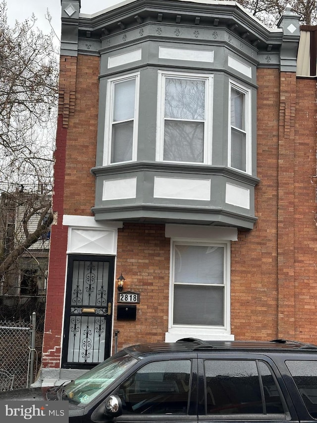 2818 N Ringgold St, Philadelphia, PA 19132 - exterior space featuring fence