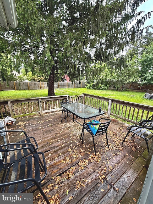 200 E Pacific Ave, Minotola, NJ 08341 - view of wooden deck