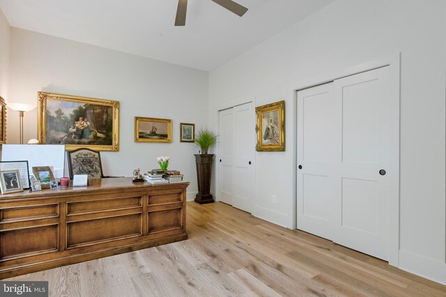 938A Benning Rd, Galesville, MD 20765 - foyer entrance with light wood-style floors and ceiling fan