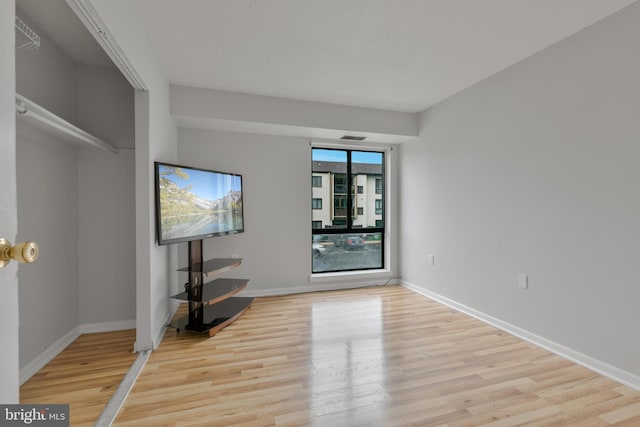 623 Center St Unit 101, Herndon, VA 20170 - unfurnished room with wood finished floors