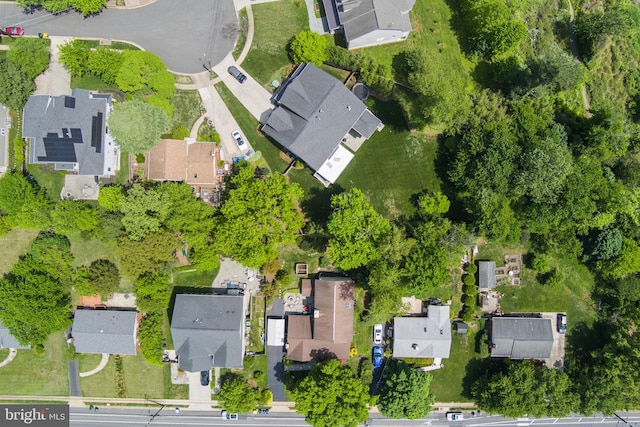 1823 Westmoreland St, Mclean, VA 22101 - aerial overview of property's location featuring nearby suburban area