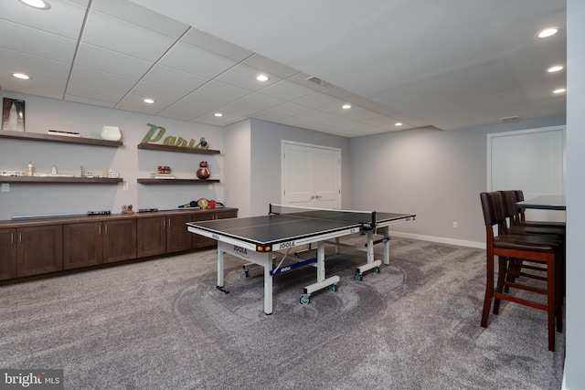 recreation room with recessed lighting, visible vents, light colored carpet, and baseboards