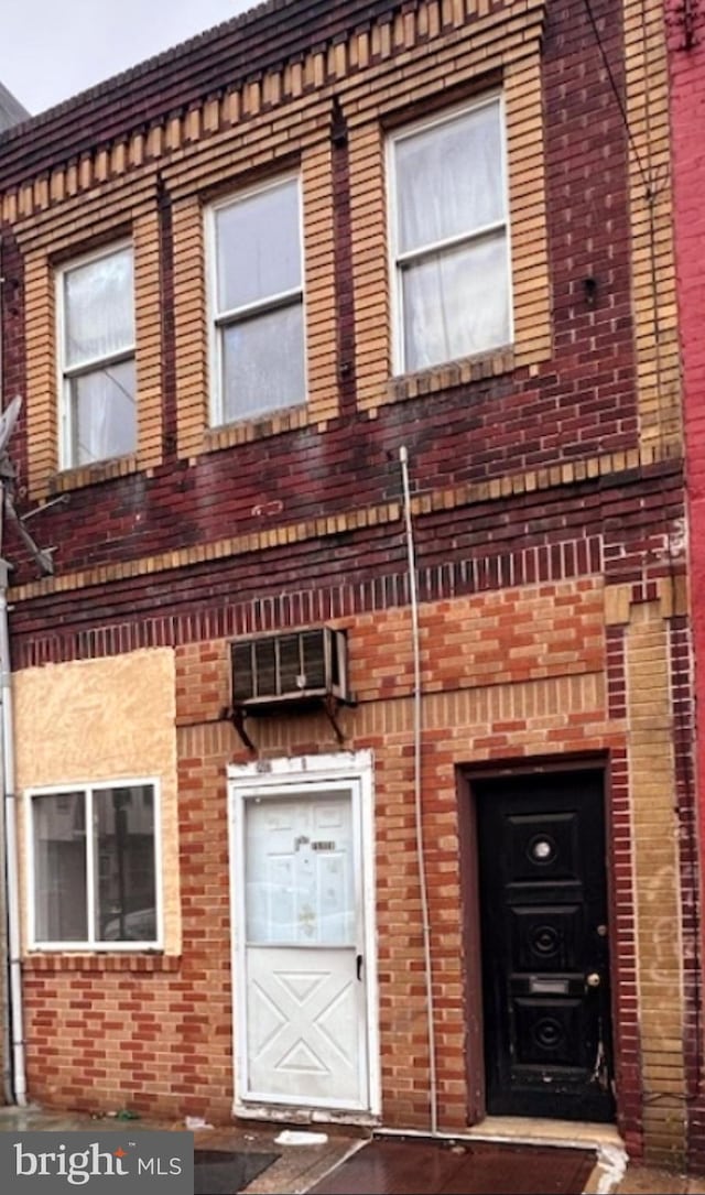 1911 Mckean St, Philadelphia, PA 19145 - view of property featuring a wall mounted air conditioner