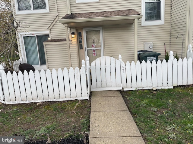 1646 Mcnelis Dr, Southampton, PA 18966 - entrance to property with fence and roof with shingles