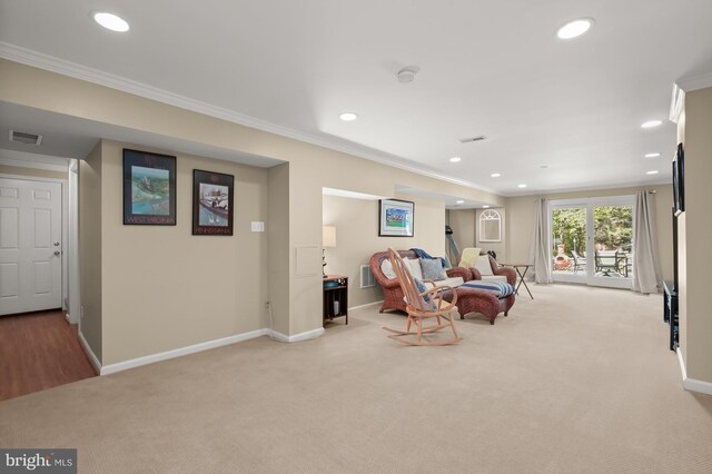 11836 Hunting Ridge Ct, Potomac, MD 20854 - living area with light carpet, recessed lighting, crown molding, and baseboards