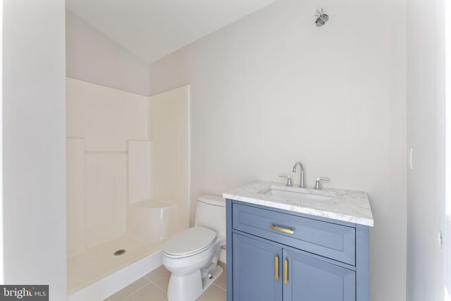 17 Hickory Ln, Malvern, PA 19355 - full bathroom featuring toilet, walk in shower, tile patterned flooring, and vanity