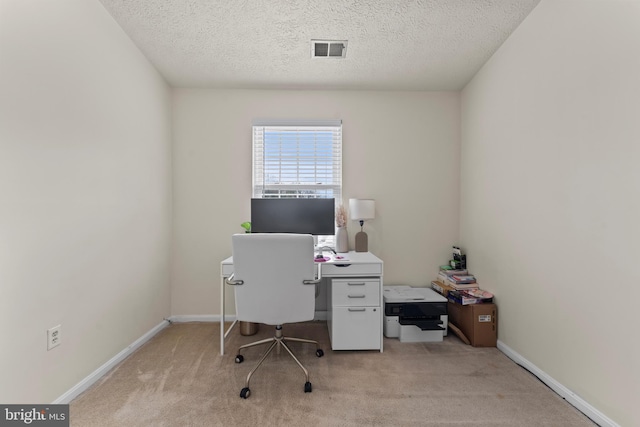10633 Campus Way S, Upper Marlboro, MD 20774 - office space featuring a textured ceiling, baseboards, visible vents, and light colored carpet