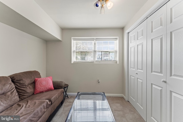 10633 Campus Way S, Upper Marlboro, MD 20774 - living area featuring light carpet and baseboards
