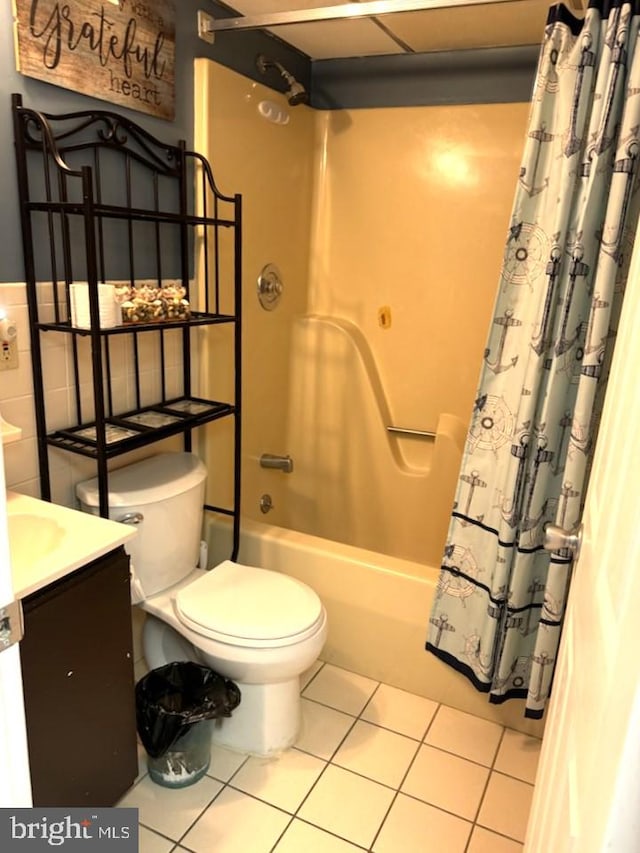 504 E 17th Ave Unit 206, Wildwood, NJ 08260 - bathroom with tile patterned floors, shower / tub combo, vanity, and toilet