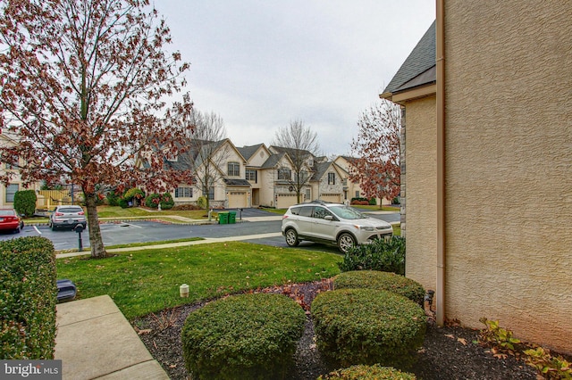 33 Brownstone Dr, East Norriton, PA 19401 - view of yard with a residential view