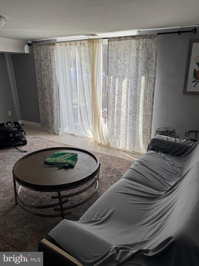 3525 Nottingham Ln, Philadelphia, PA 19114 - view of living area