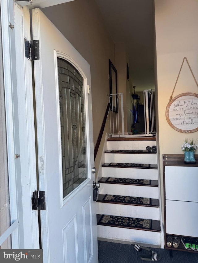 3525 Nottingham Ln, Philadelphia, PA 19114 - view of property entrance