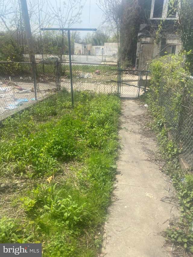 1820 Hope St, Baltimore, MD 21202 - view of road with a gate