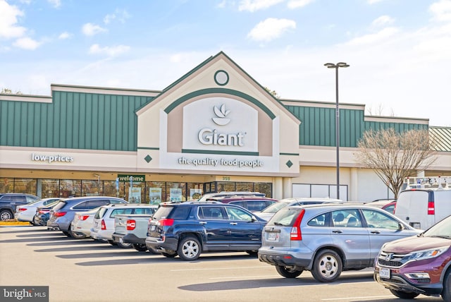 1925 Upper Lake Dr, Reston, VA 20191 - view of commercial property with uncovered parking