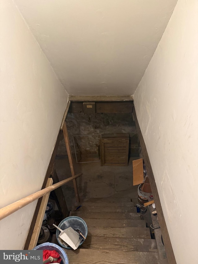 4561 N Camac St, Philadelphia, PA 19140 - view of stairs