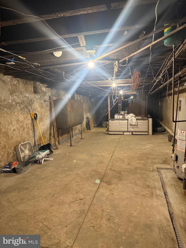 4561 N Camac St, Philadelphia, PA 19140 - unfinished below grade area with heating fuel and water heater