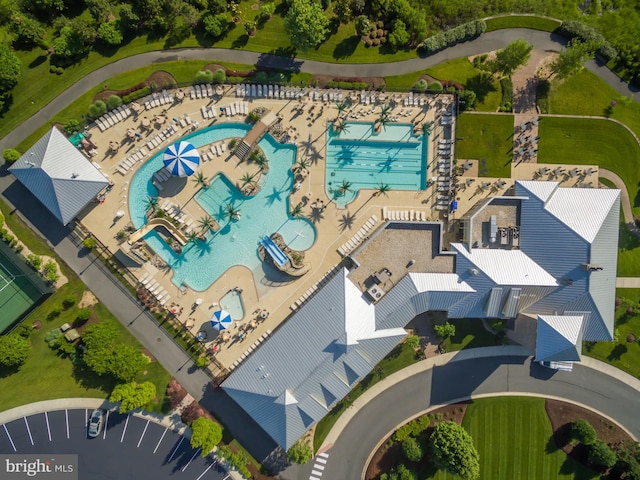 drone / aerial view of a pool