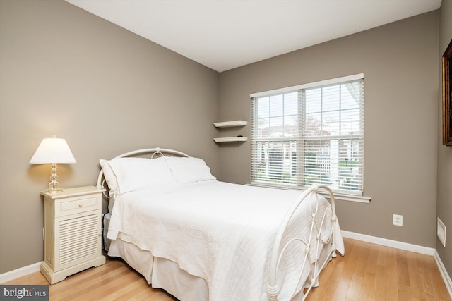 29 Sparrow Dr, Hamilton, NJ 08690 - bedroom with light wood-type flooring and baseboards