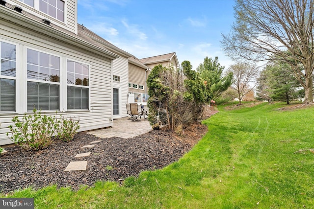 29 Sparrow Dr, Hamilton, NJ 08690 - view of yard featuring a patio area