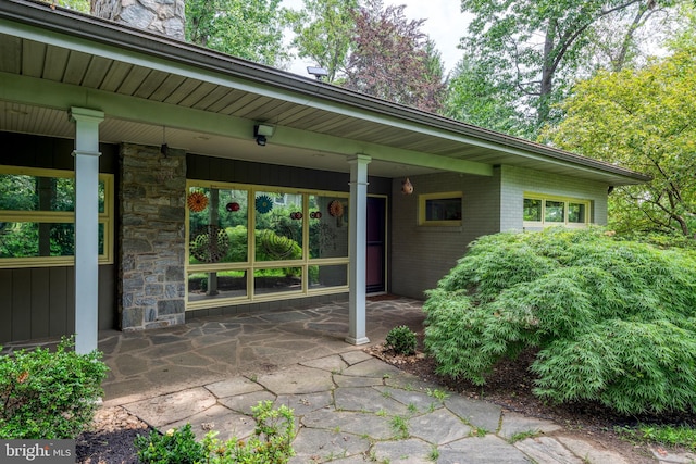142 Woodside Rd, Lancaster, PA 17601 - view of covered porch