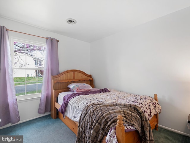 9 Honeysuckle Dr, Newark, DE 19702 - bedroom featuring visible vents, carpet, and baseboards