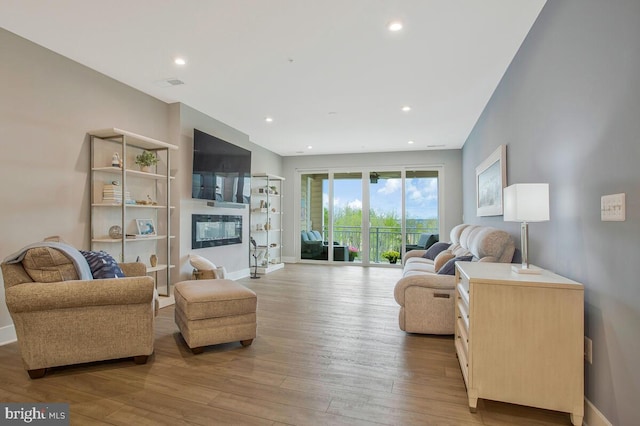 170 Harrier Way Unit 32, Chester, MD 21619 - living area featuring recessed lighting, light wood-style floors, and baseboards