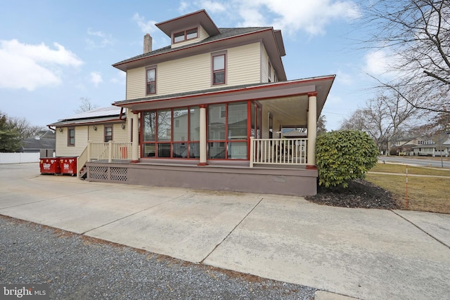 view of front of house featuring covered porch