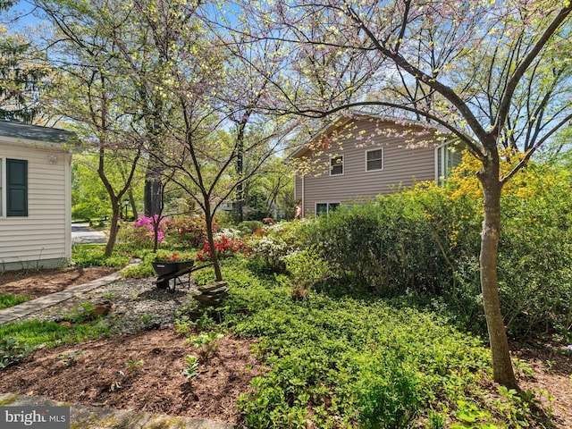 506 Devonshire Ln, Severna Park, MD 21146 - view of yard