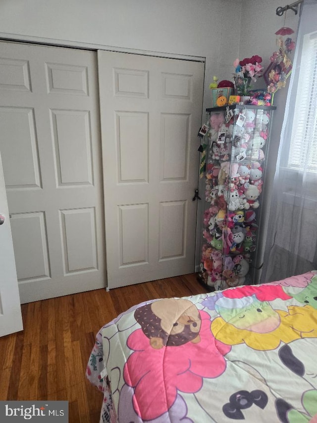 3660 Academy Rd, Philadelphia, PA 19154 - bedroom with a closet and wood finished floors
