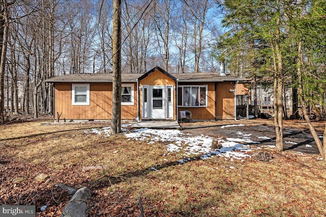 7443 Tamara Ln, Tobyhanna, PA 18466 - view of front of property featuring crawl space and roof with shingles